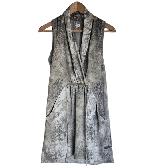 Welfread Aritzia Sabine Mini faux wrap snake print olive pocket cowl neckline S - Picture 3 of 8